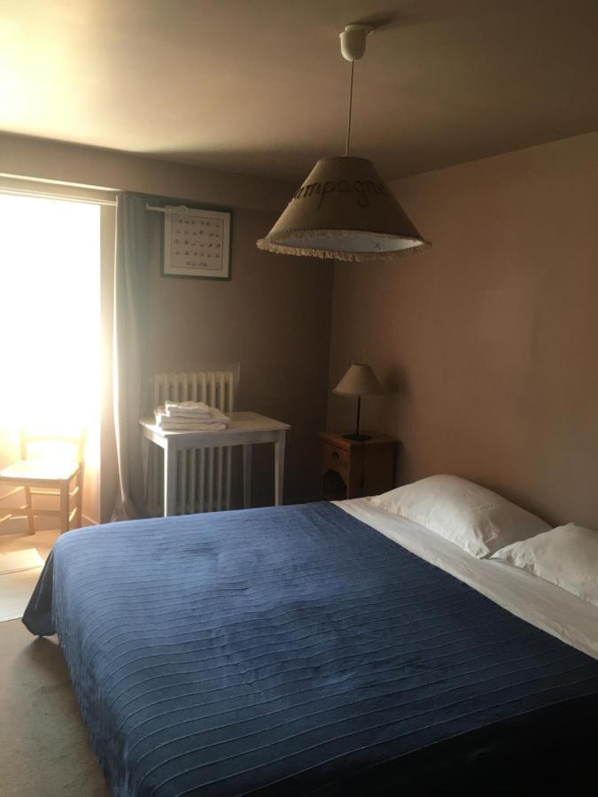 L'Atelier Du Pont De Mars Hotel Mars  ภายนอก รูปภาพ